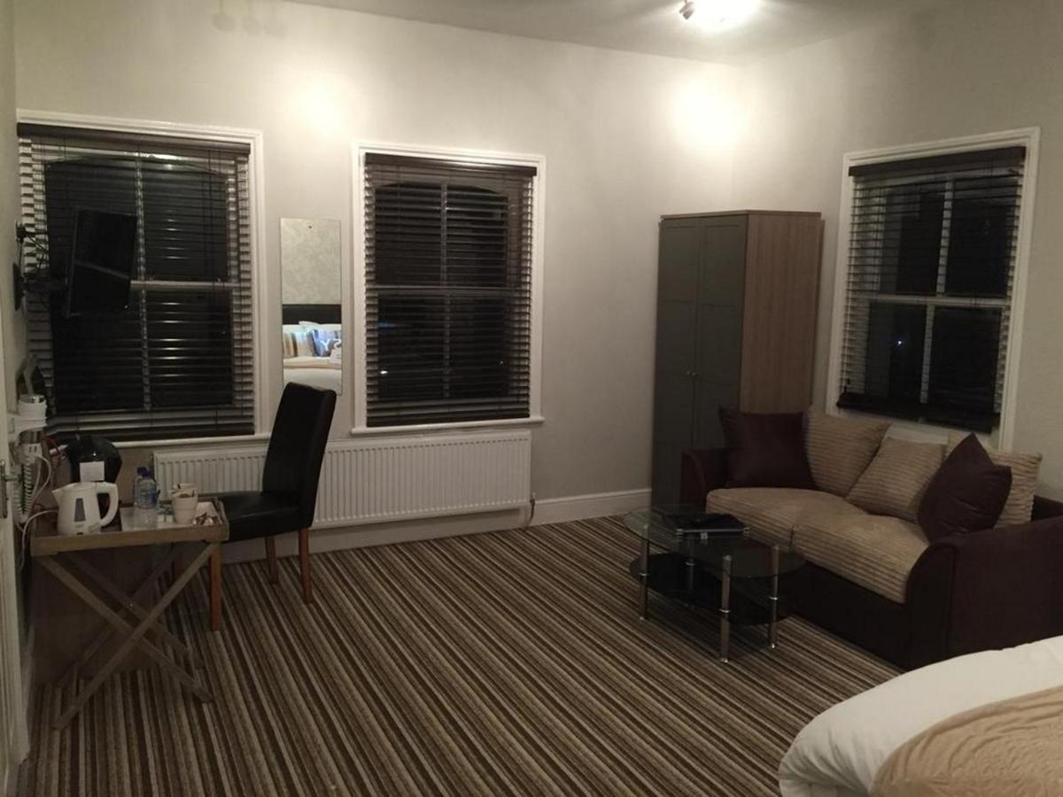 The Mowbray Bed and Breakfast Eastbourne Exteriör bild