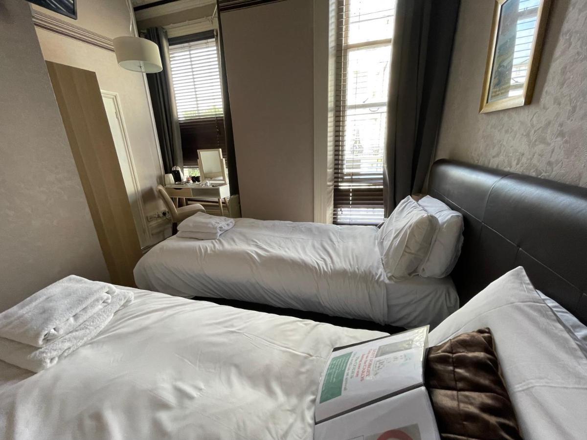 The Mowbray Bed and Breakfast Eastbourne Exteriör bild