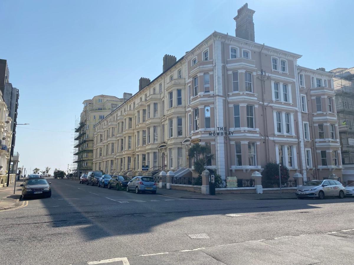 The Mowbray Bed and Breakfast Eastbourne Exteriör bild
