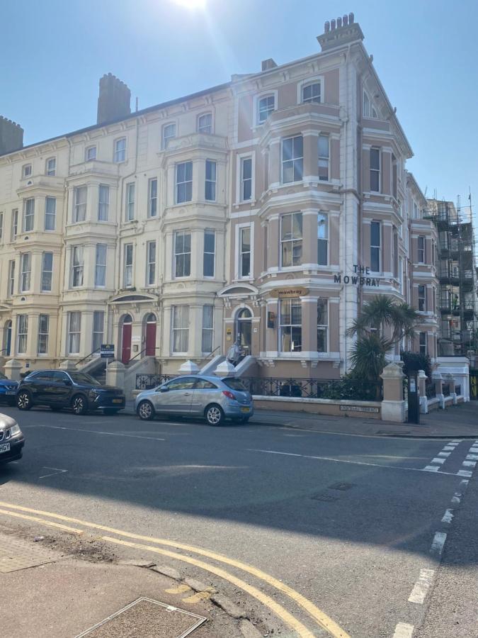 The Mowbray Bed and Breakfast Eastbourne Exteriör bild