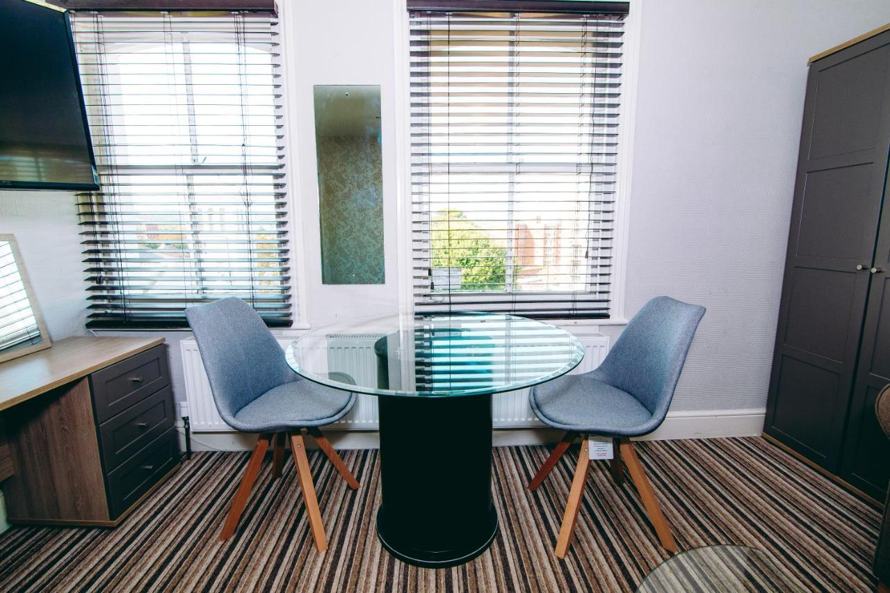 The Mowbray Bed and Breakfast Eastbourne Exteriör bild