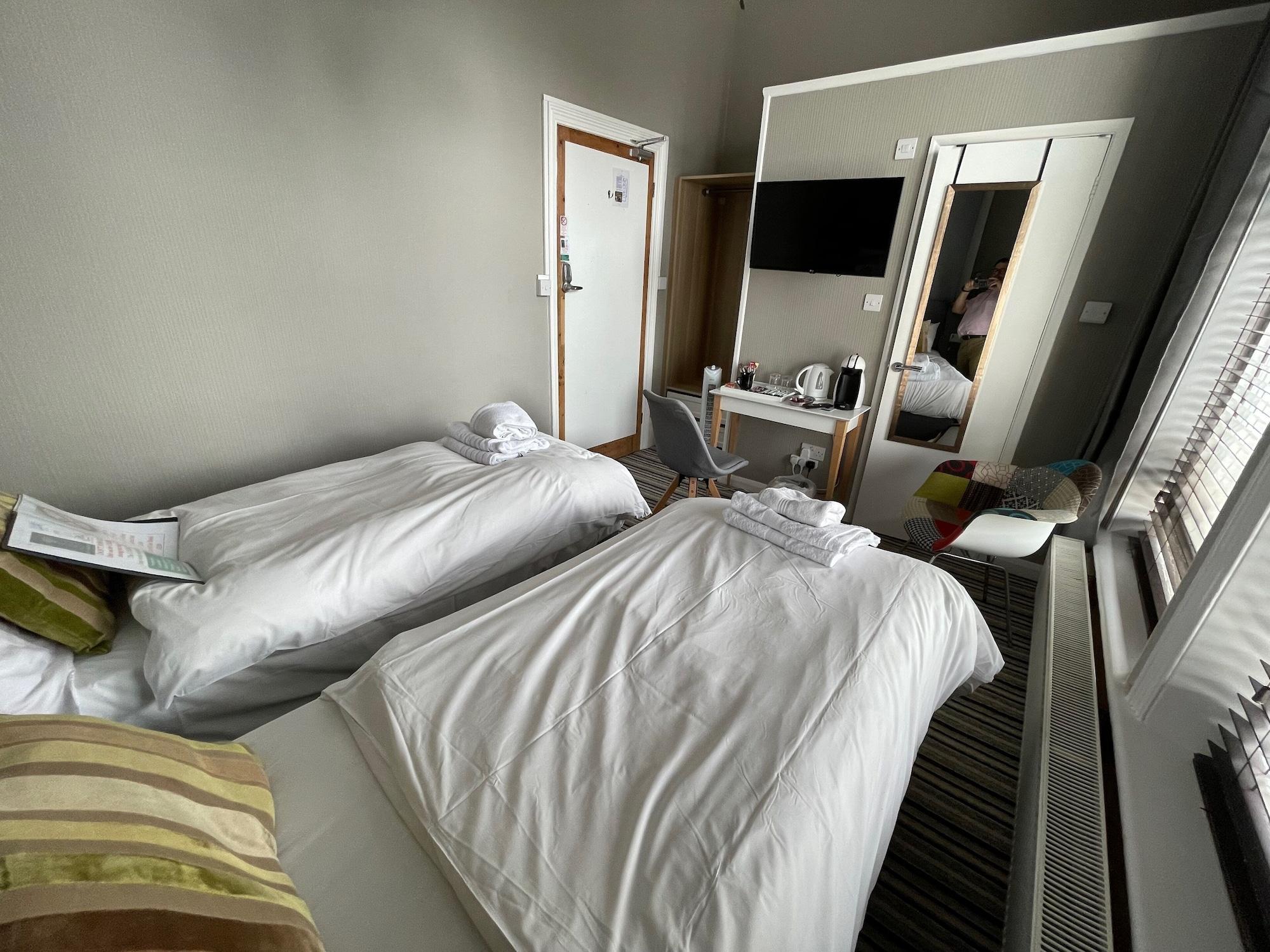 The Mowbray Bed and Breakfast Eastbourne Exteriör bild